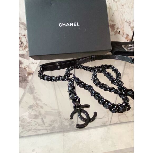 Chanel Women Pre-Loved Bag Very Good Condition - Picture 9 of 9